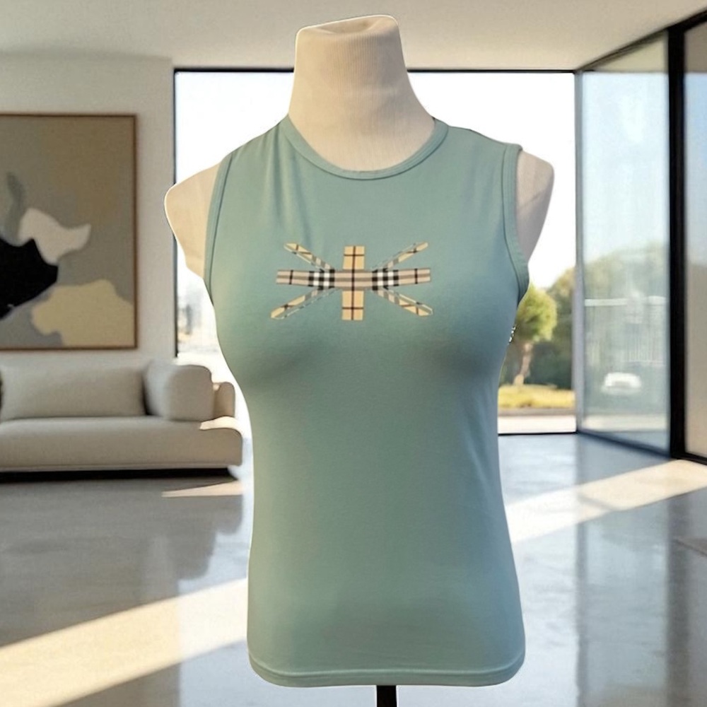 BURBERRY LONDON TEE SHIRT SIZE MEDIUM